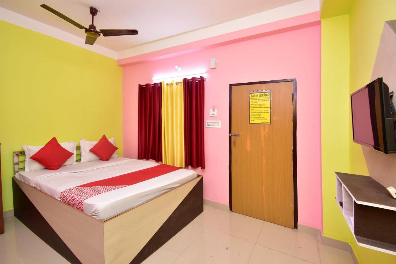 Oyo 16609 Trinayani Guest House Тарапит Екстериор снимка